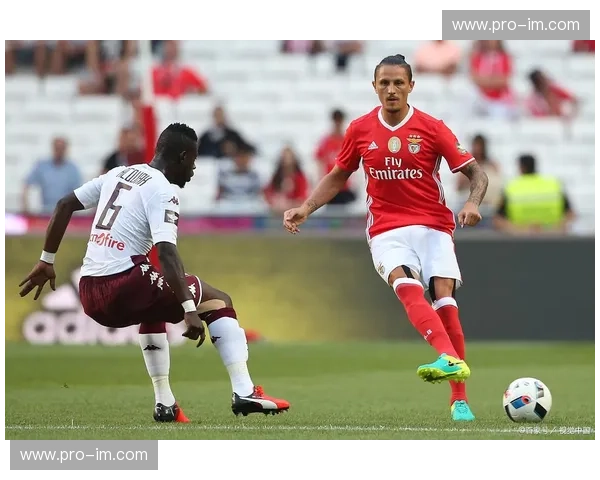 赫拉克莱斯vs福图纳：在命运的轮盘上，你选择巨力的挥舞还是机遇的垂青？